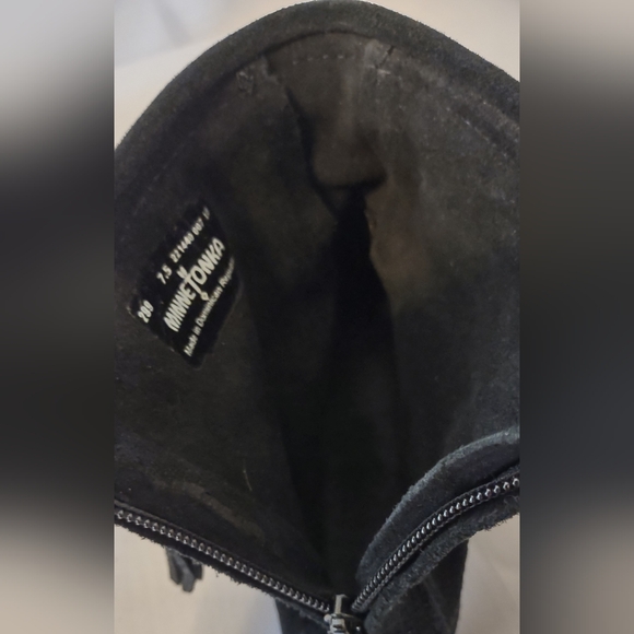 Minnetonka Moccasin Hi Top Back Zip Boot - Picture 11 of 13